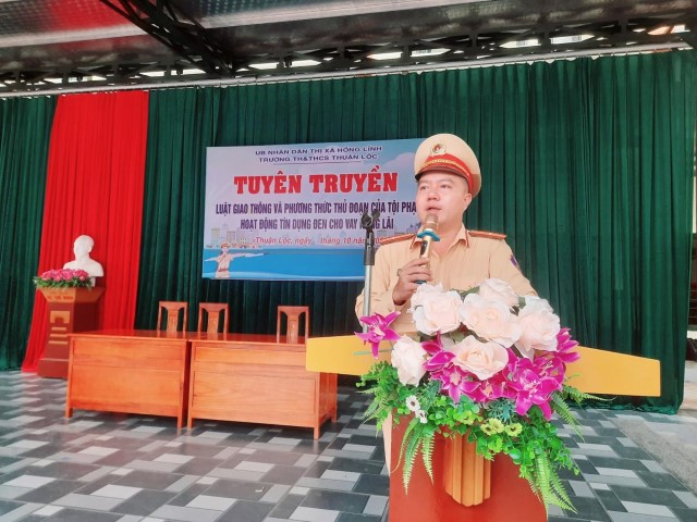 Trường TH và THCS Thuận Lộc phối hợp với công an thị xã tổ chức buổi “tuyên truyền về luật giao thông và phương thức thủ đoạn của tội phạm hoạt...